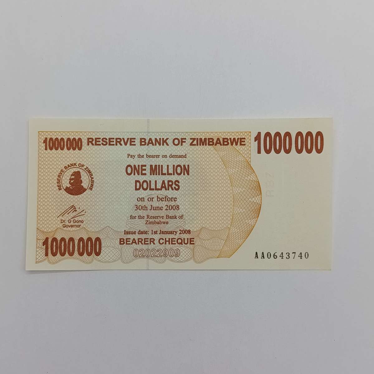 Zimbabwe One million dollars 1 Jan 2008 set of 5x AA banknotes with consecutive numbers