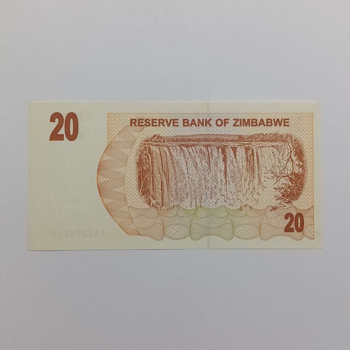 Zimbabwe $20 Bearer cheques Issue date 1 Aug 2006 lot 3 uncirculated notes with consecutive numbers