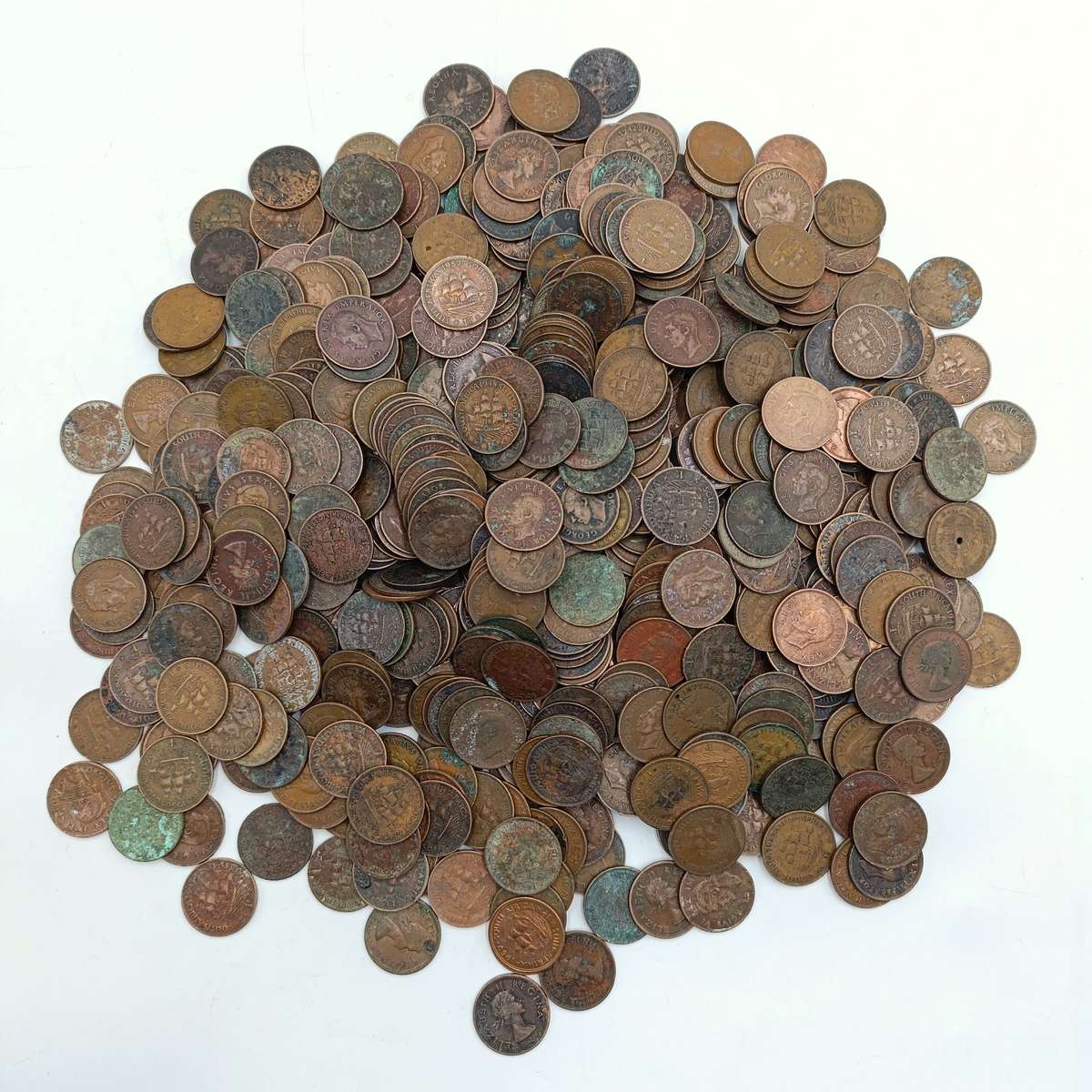 More than 6kg of old South African pennies - about 650 coins