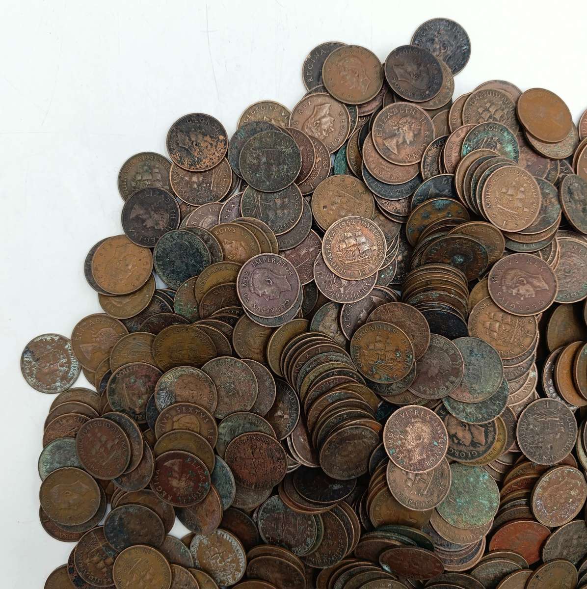 More than 6kg of old South African pennies - about 650 coins