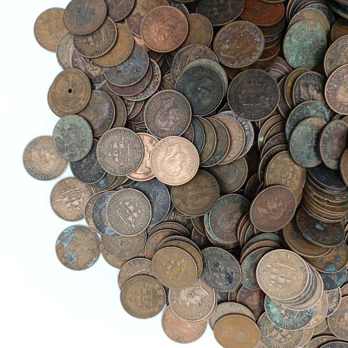 More than 6kg of old South African pennies - about 650 coins
