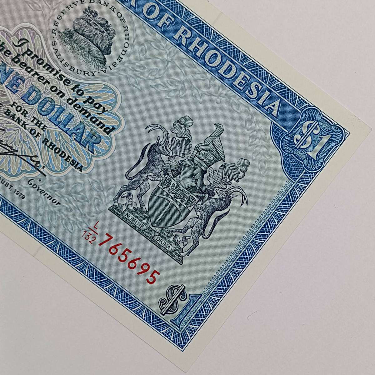 Rhodesia $1 banknote 2 August 1979 lot of 3 with consecutive numbers - uncirculated