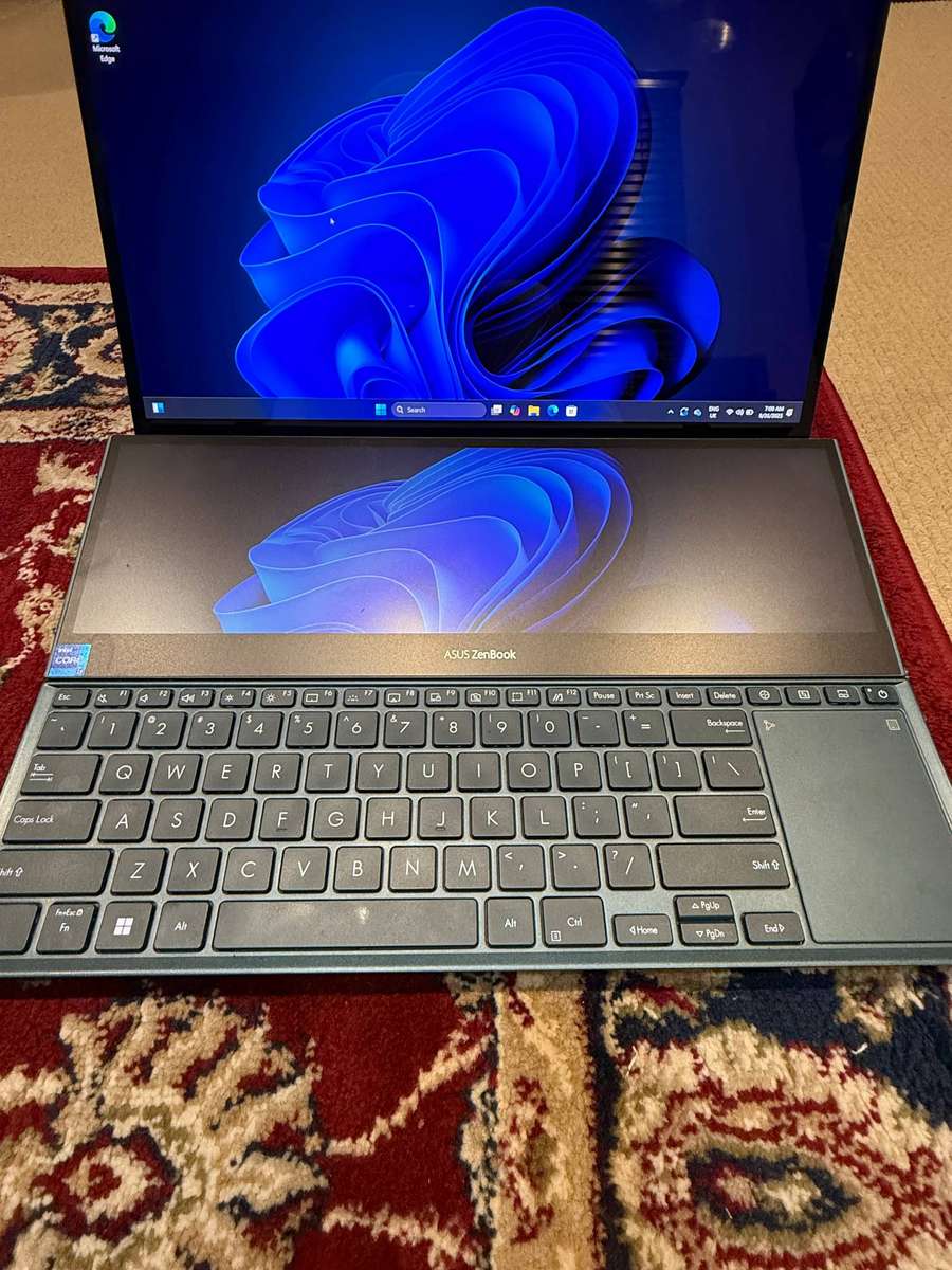 Asus Zenbook Pro Duo 1TB 16GB i7 15 oled