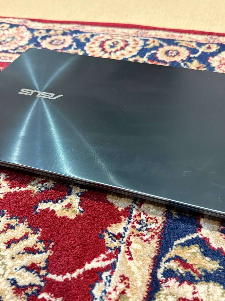 Asus Zenbook Pro Duo 1TB 16GB i7 15 oled