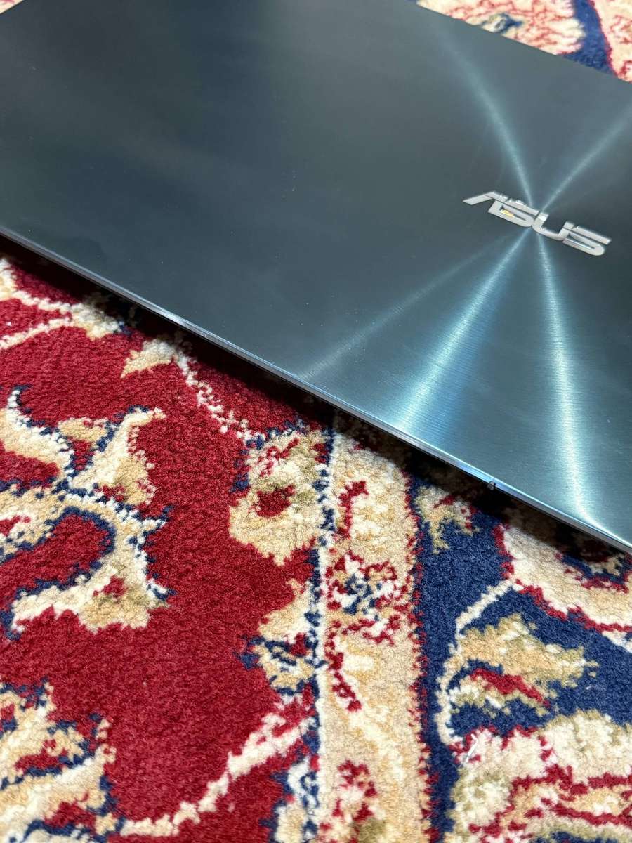 Asus Zenbook Pro Duo 1TB 16GB i7 15 oled