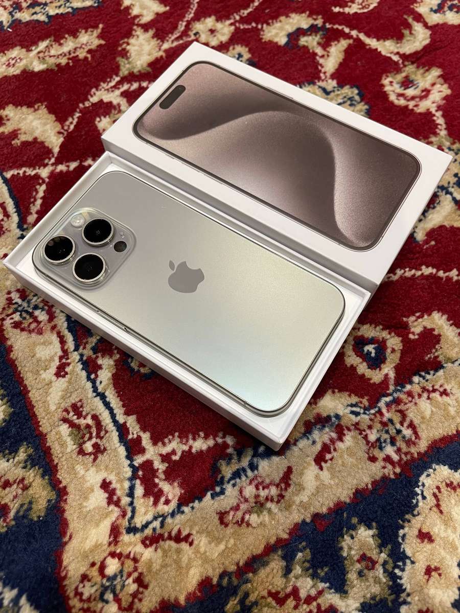 iPhone 15 Pro 128GB White Titanium like new