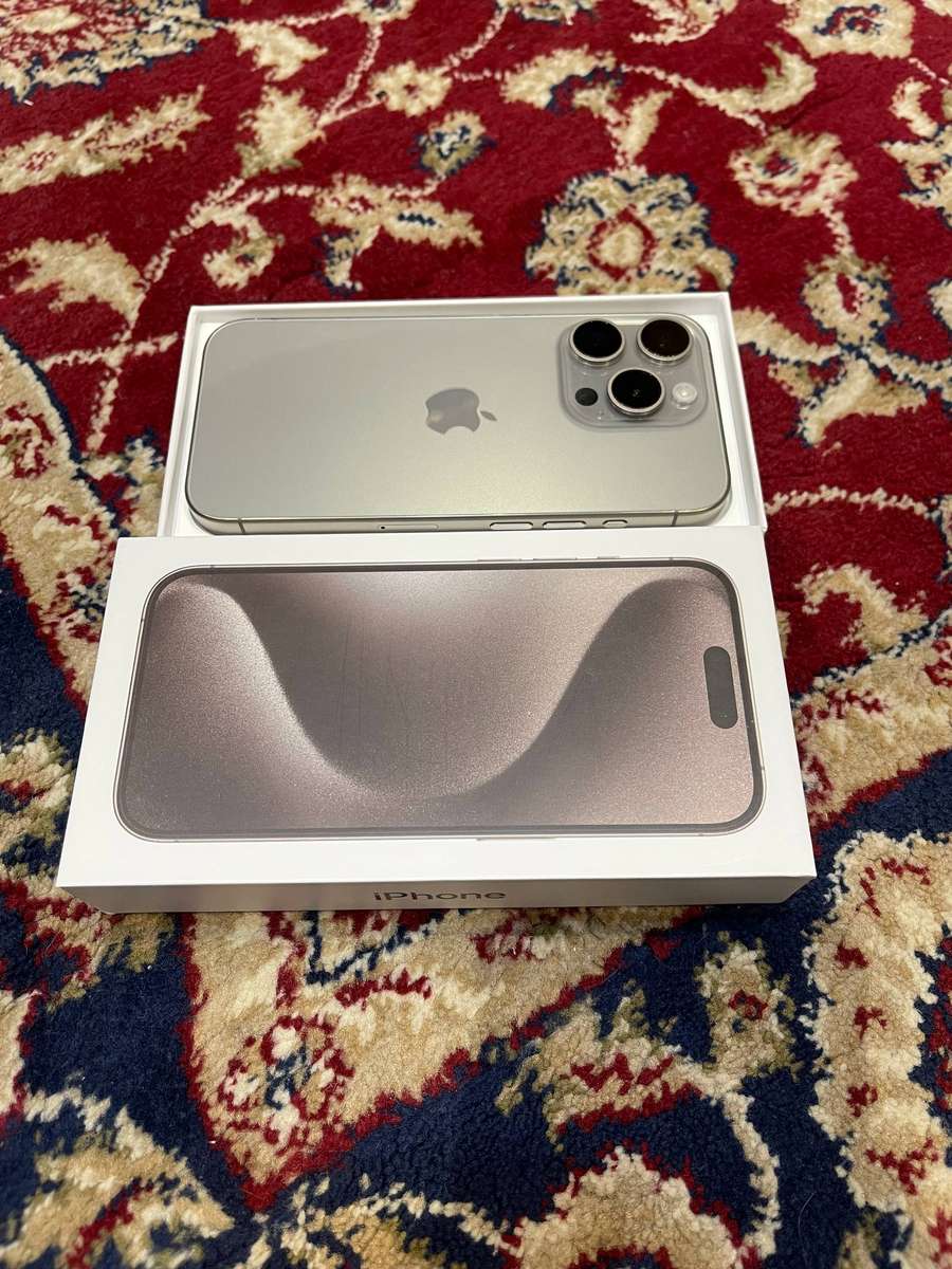 iPhone 15 Pro 128GB White Titanium like new