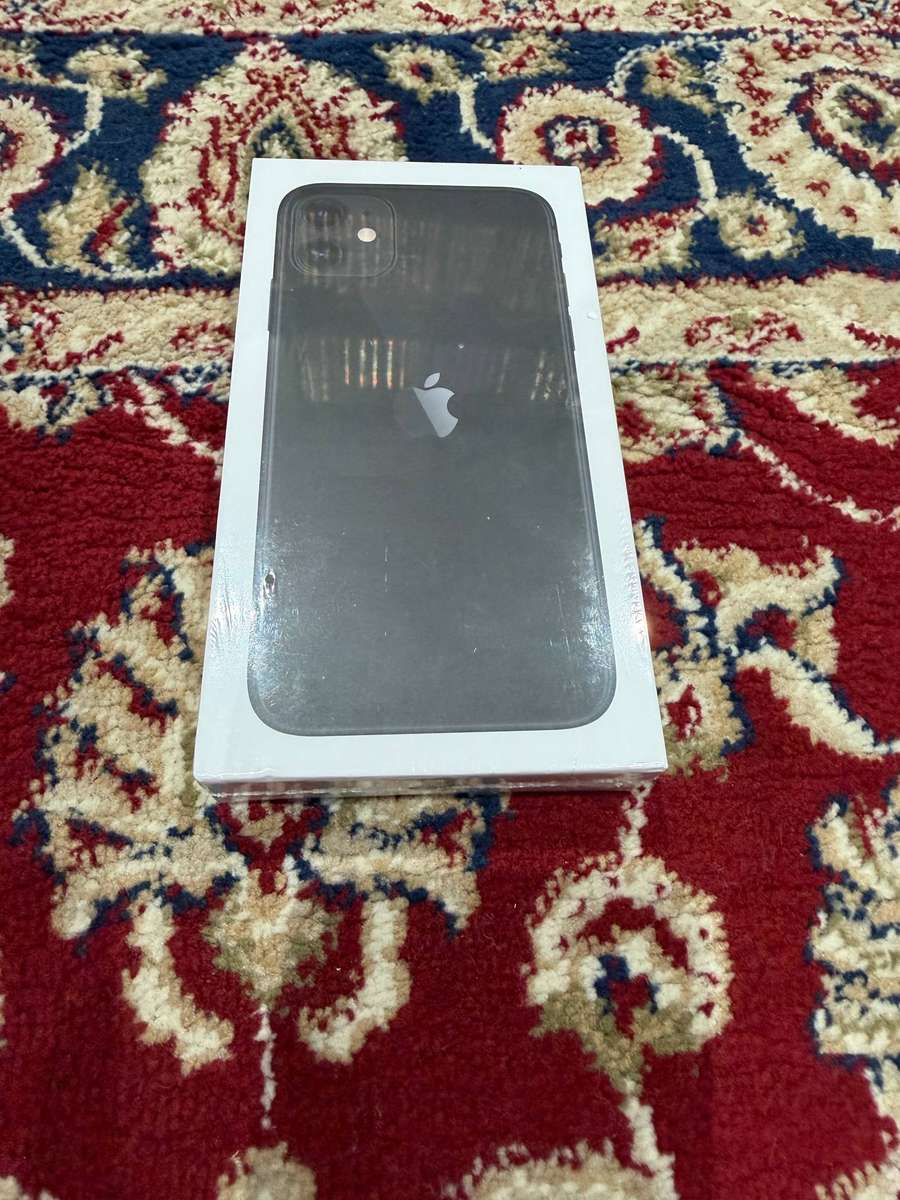 iPhone 11 64GB Black Sealed