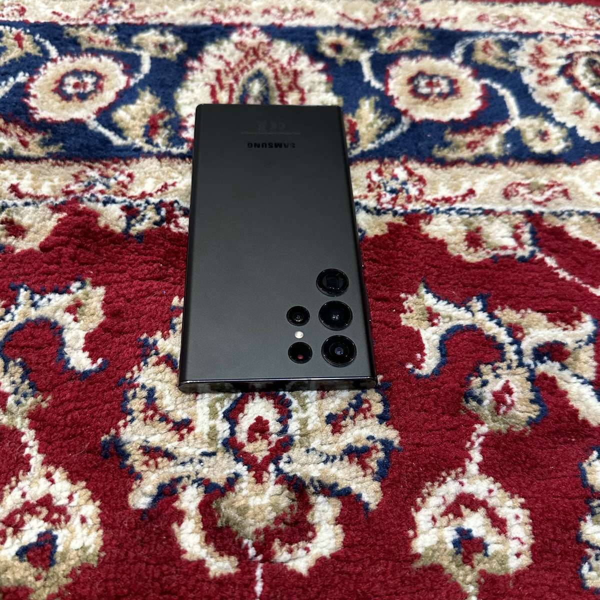 Samsung Galaxy S22 Ultra 256GB Dual Sim