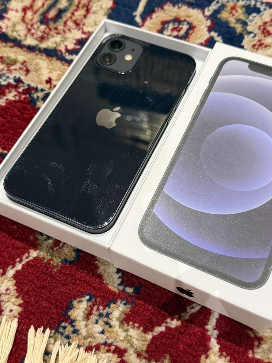 iPhone 12 64GB Black