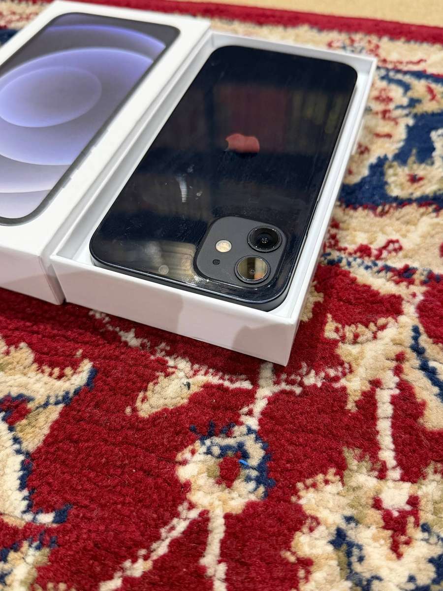 iPhone 12 64GB Black