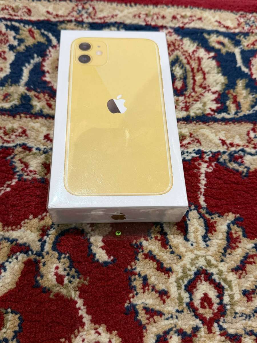 iPhone 11 64GB Sealed Yellow