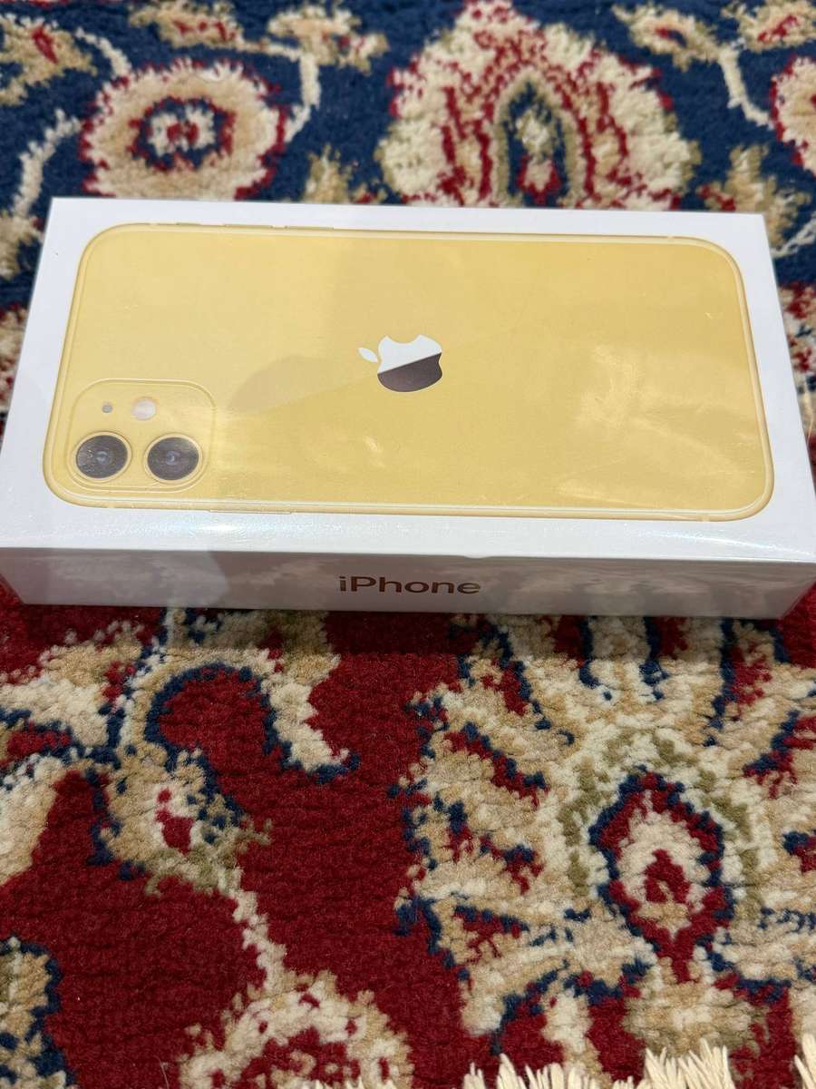 iPhone 11 64GB Sealed Yellow