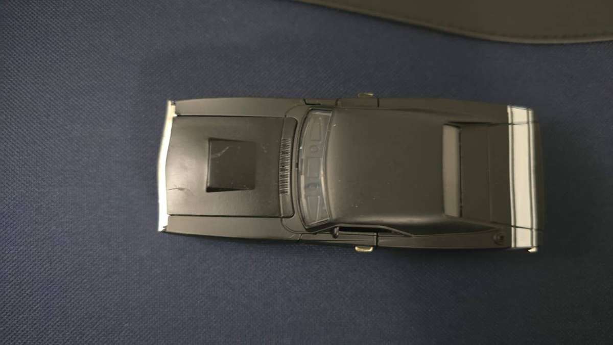 Dodge Charger 1:32 Black Die-Cast Model Car