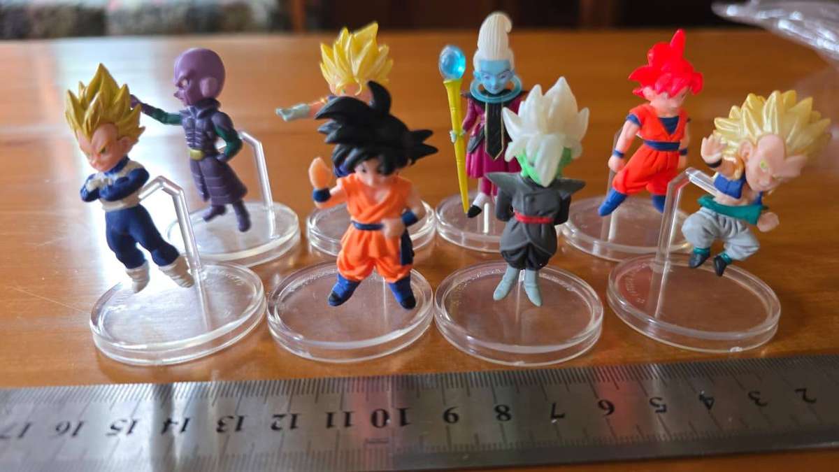 DRAGON BALL MINI FIGURES