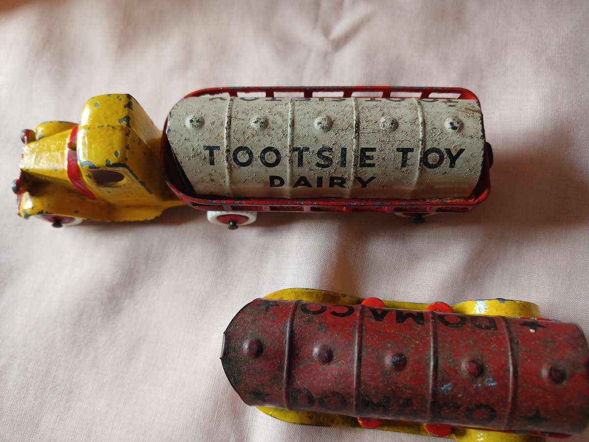 Tootsie toys.Rare Mack truck with two tankers.circa 1930's.Made in USA.Like dinky.