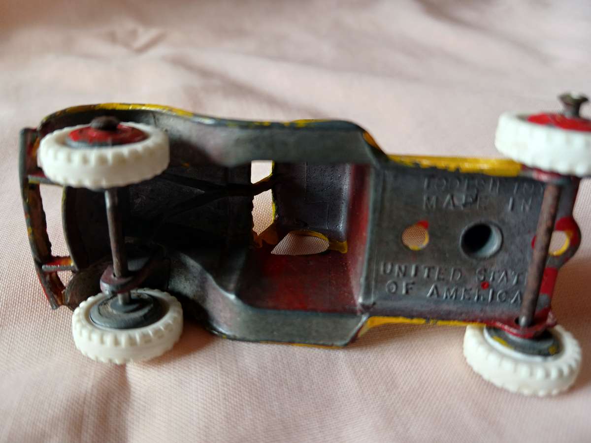 Tootsie toys.Rare Mack truck with two tankers.circa 1930's.Made in USA.Like dinky.