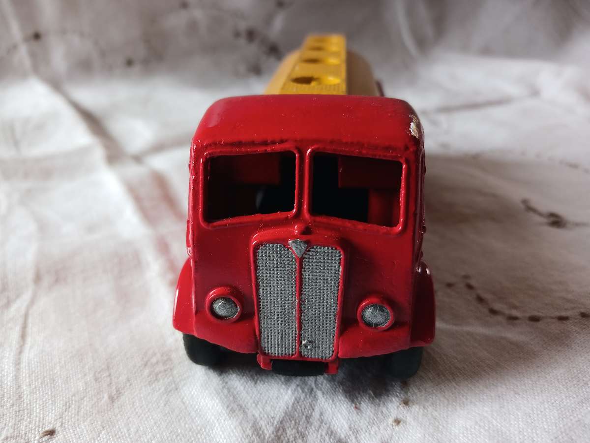 Dinky Toys  AEC 1957 Monarch Thompson Tanker Meccano Ltd England.