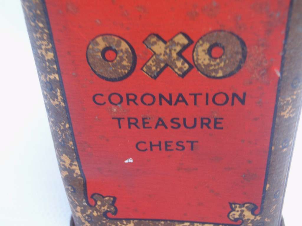 Commemorative British royal Oxo Money Box - King Edward V111. Coronation Treasure Chest.