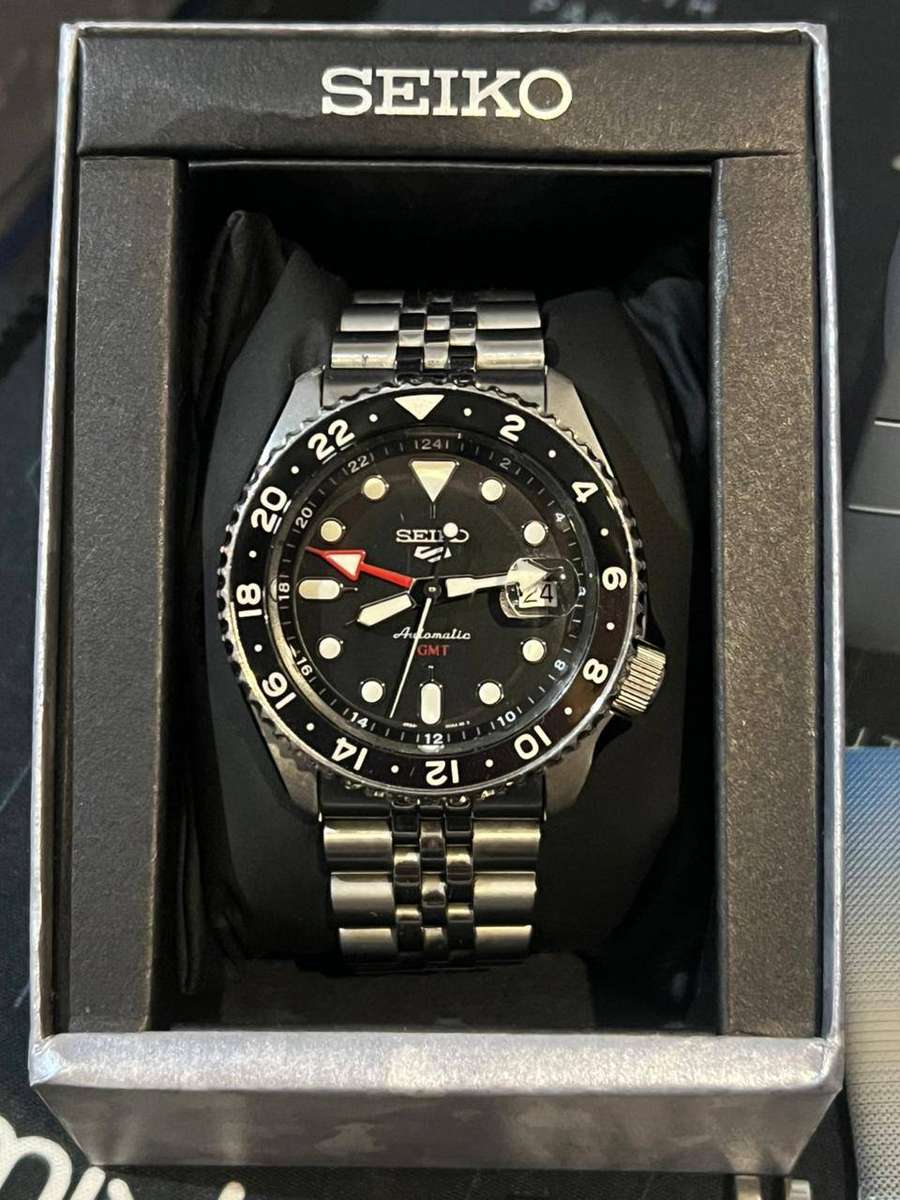 Seiko 5 Sports Black Grape GMT