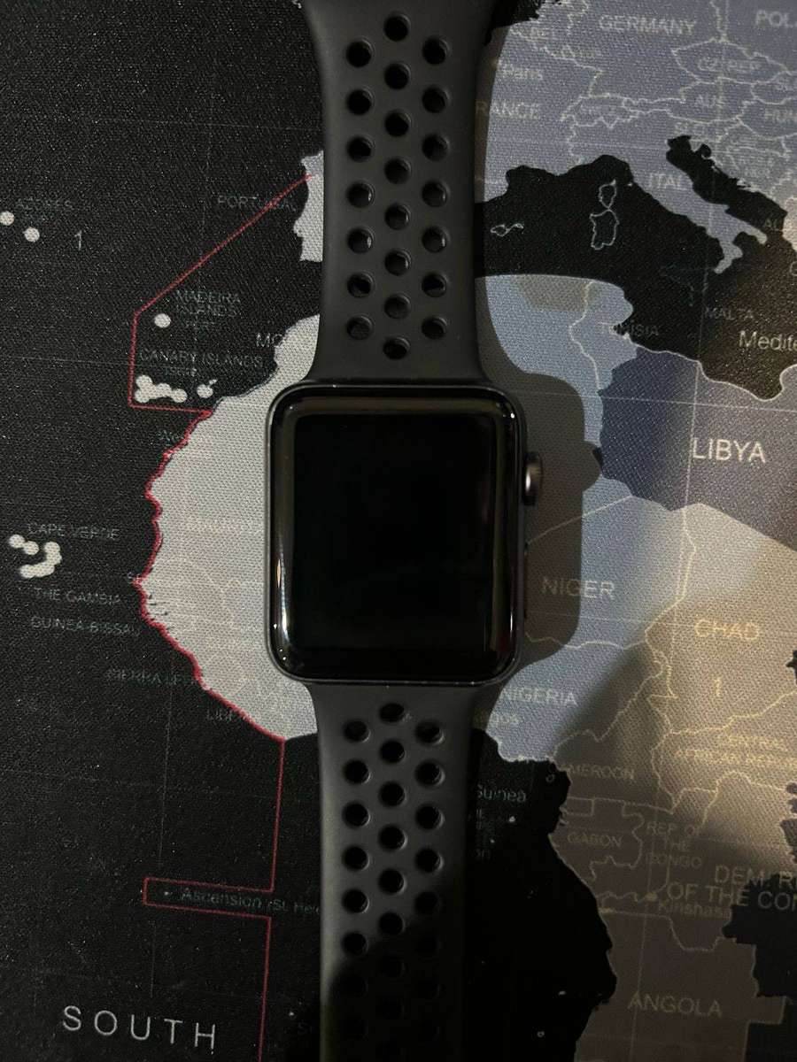 Apple Watch series 3 42mm Aluminum Case