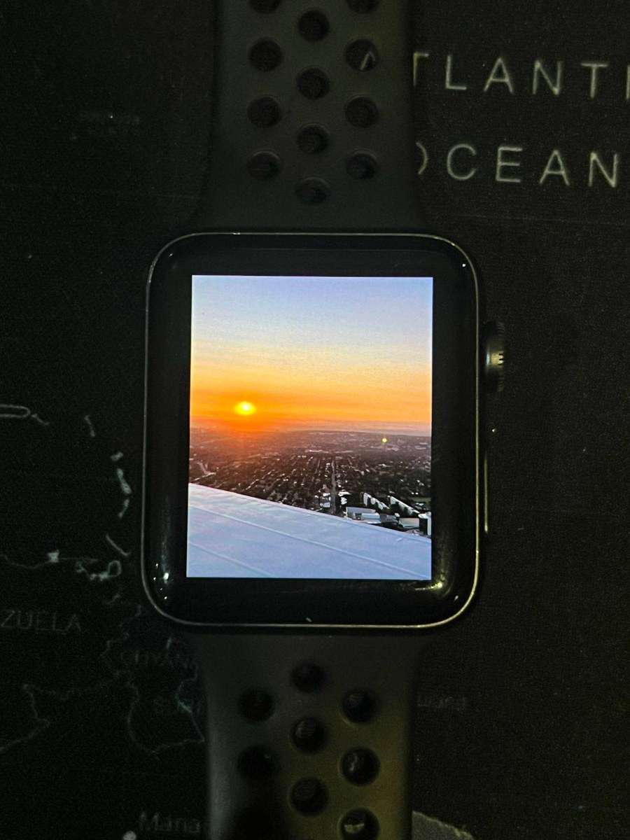 Apple Watch series 3 42mm Aluminum Case