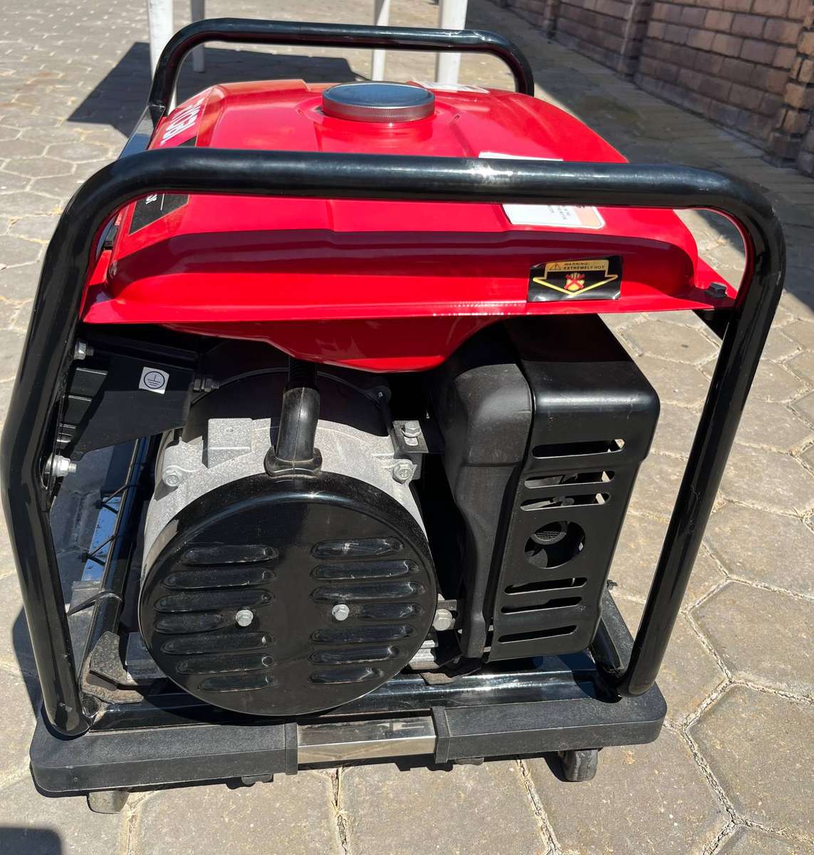 Ryobi generator 4-stroke air cooled 2.5kVA