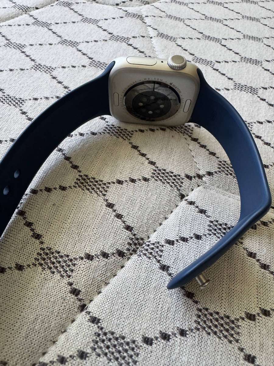 Apple series 10 GPS + Cellular 42mm