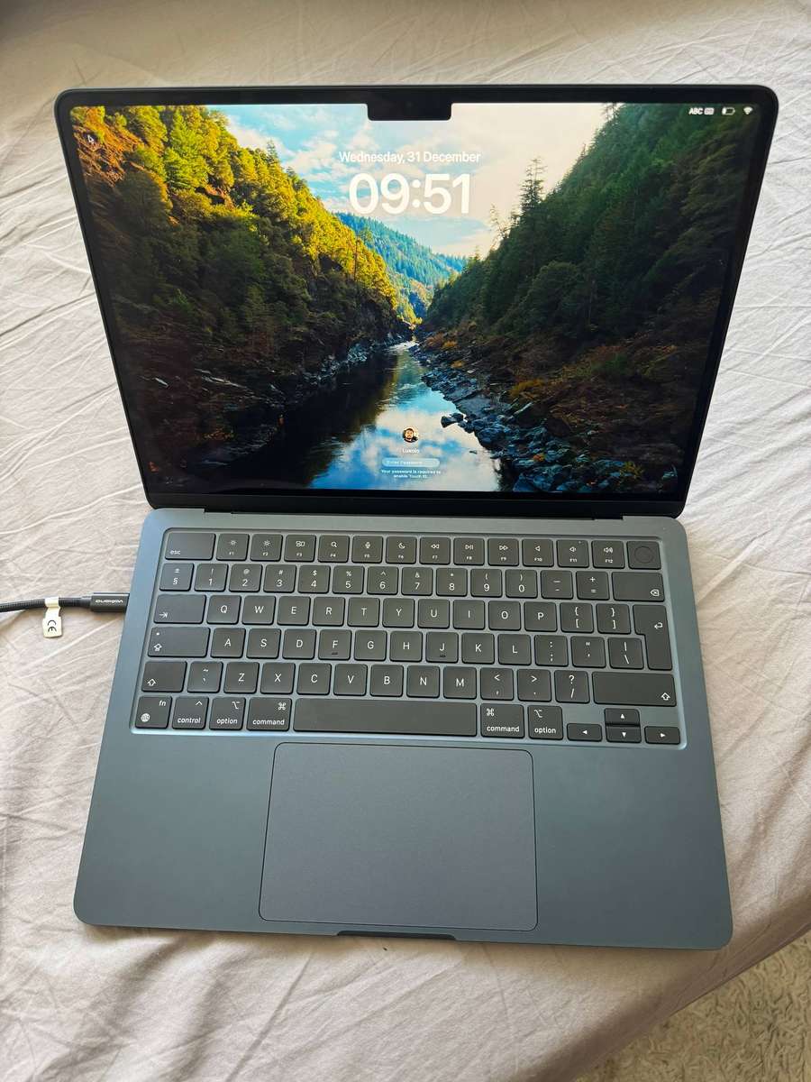 MacBook Air M2