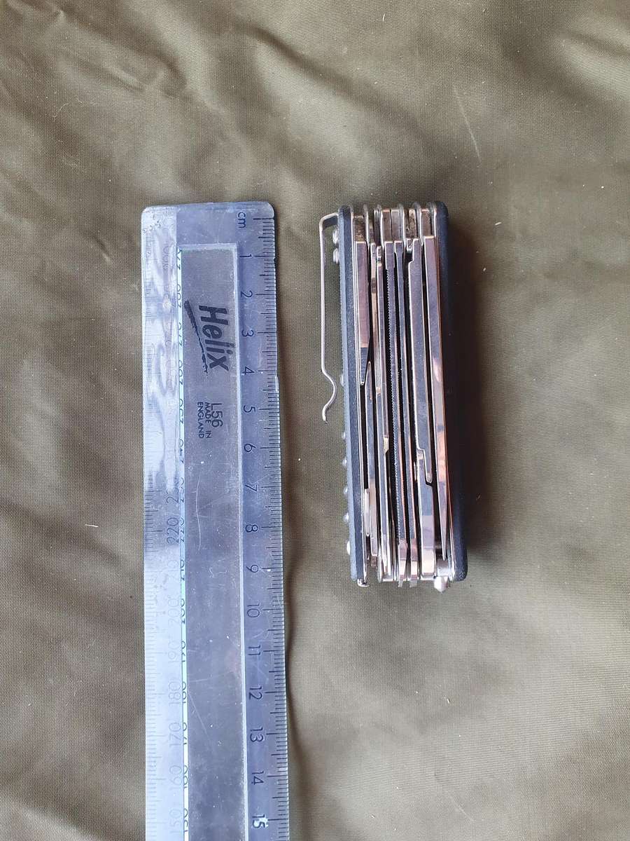 Ruike M61-B Multitool