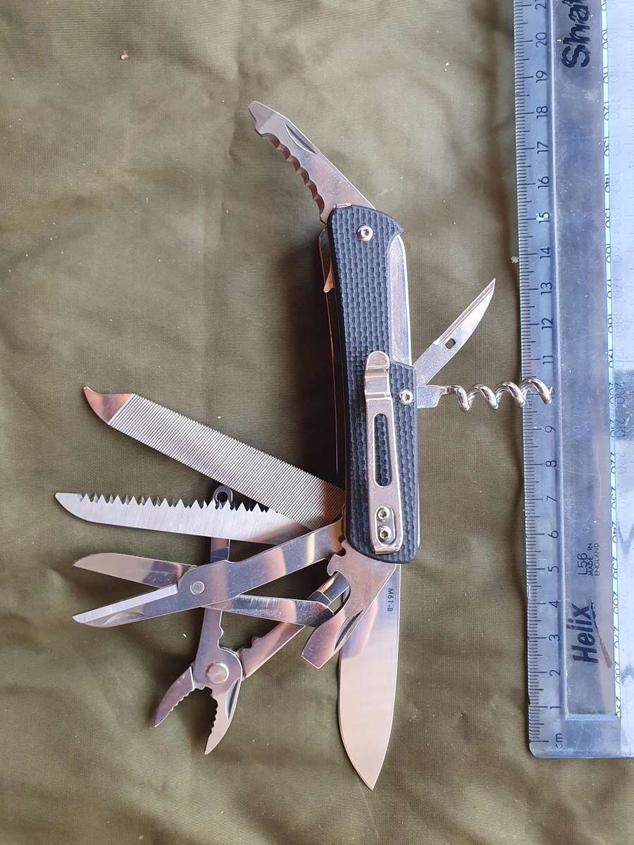 Ruike M61-B Multitool