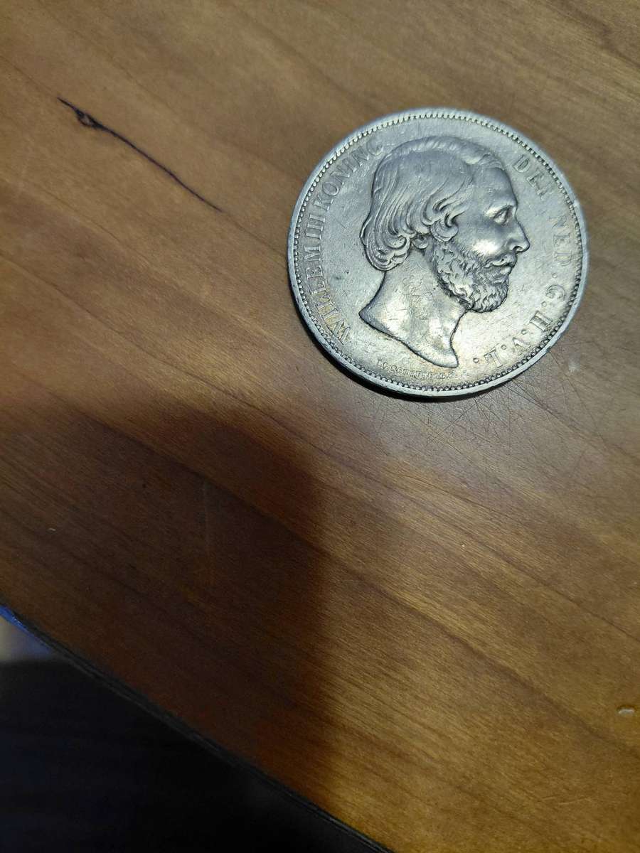 LARGE DUTCH SILVER CROWN SIZE 1874  2 AND A HALF GULDEN HIGH GRADE