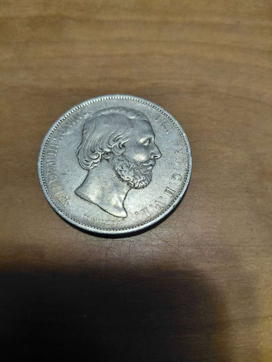 LARGE DUTCH SILVER CROWN SIZE 1874  2 AND A HALF GULDEN HIGH GRADE