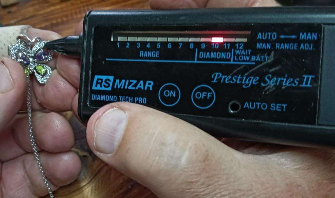 Pretty 925 Sterling Silver and Diamond Chips Butterfly Pendant Necklace with Amethyst & Peridot Gems