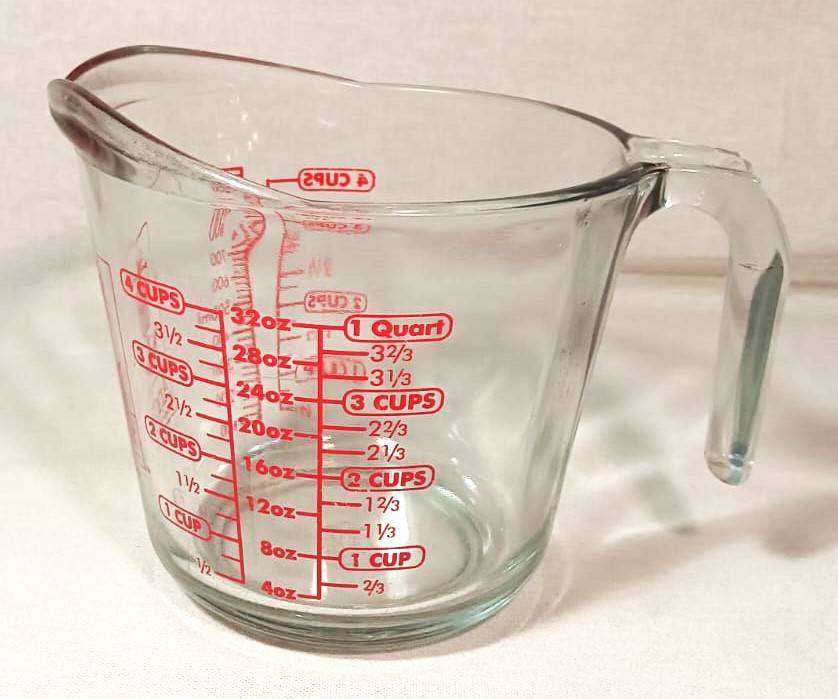 Vintage 1960s Anchor Hocking USA Glass Measuring Jug or Pitcher 4 Cups 1 Litre 32 Ounces