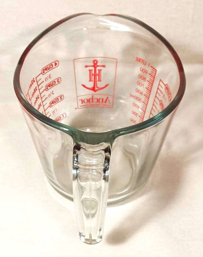 Vintage 1960s Anchor Hocking USA Glass Measuring Jug or Pitcher 4 Cups 1 Litre 32 Ounces