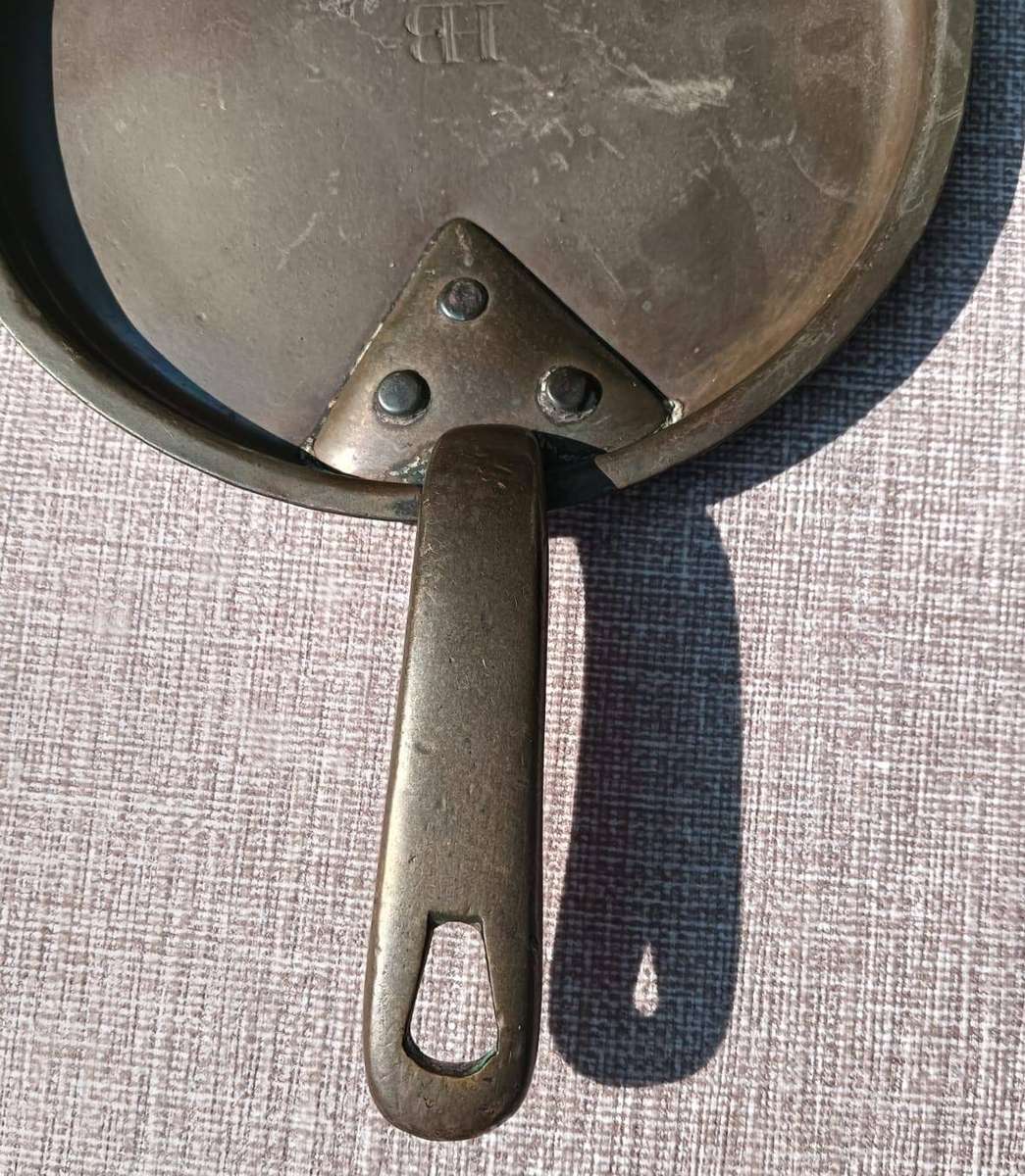 Antique French Copper Saucepan Lid with Copper Riveted Handle Heavy 568g