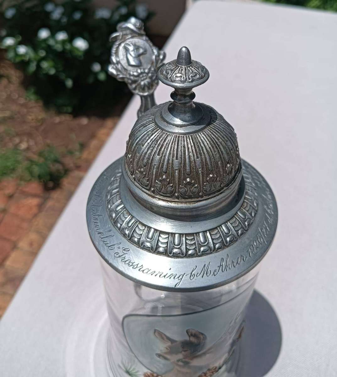 German Hunting Deer Glass Beer Tankard 0.5L Thumb Lift Pewter Lid 1926 Austrian Shooting Club Engrav