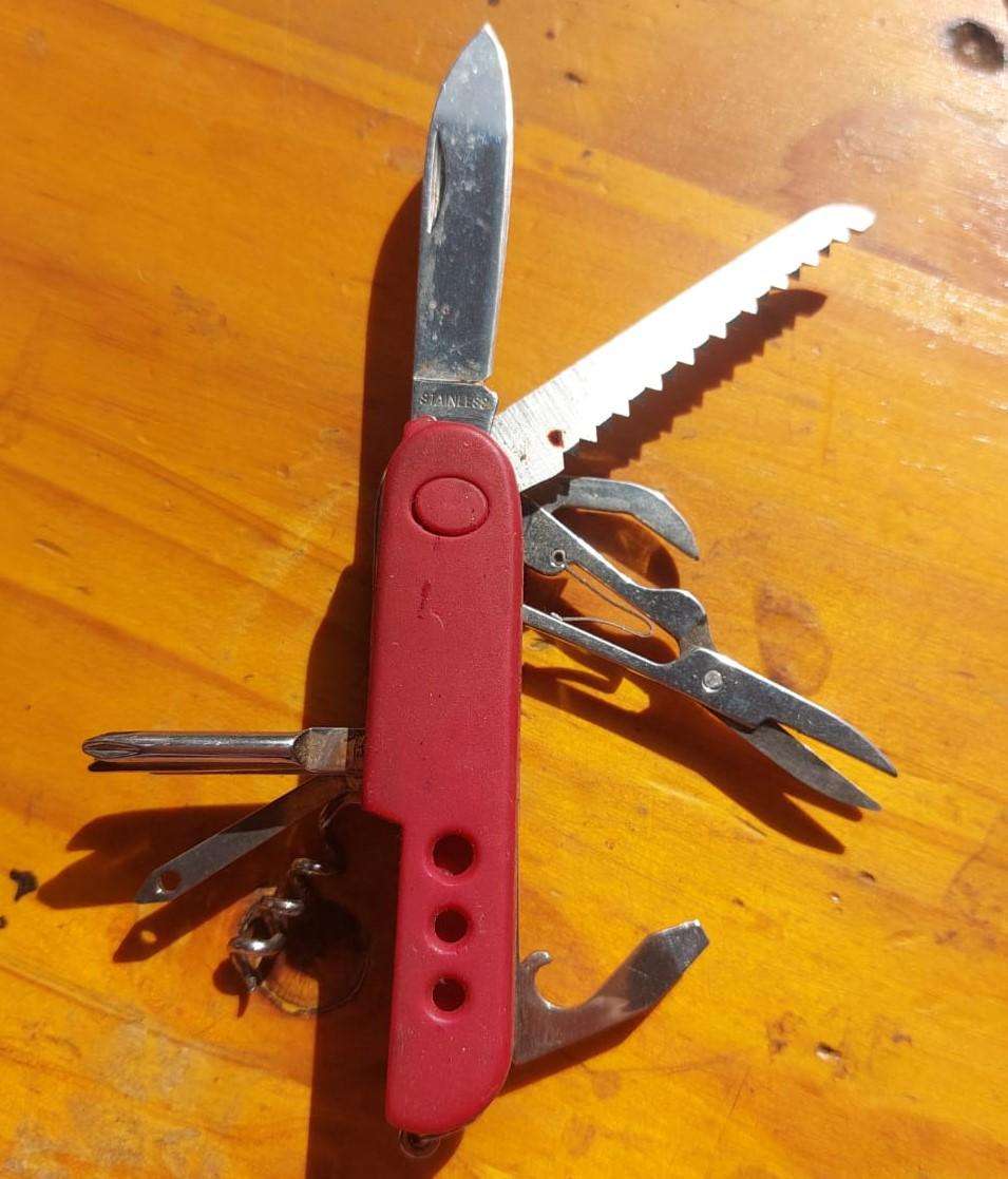 Large (12) Batch of Multi-Function Pocket Knives  Range from 4-in-1 to 12-in-1 Tool Functions