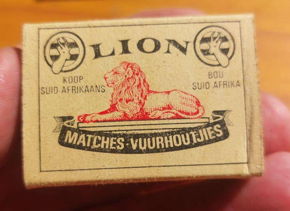 Vintage Matchbook and Matchbox Collection (51 Match books/boxes) in an old Uiltjie Cigar Box
