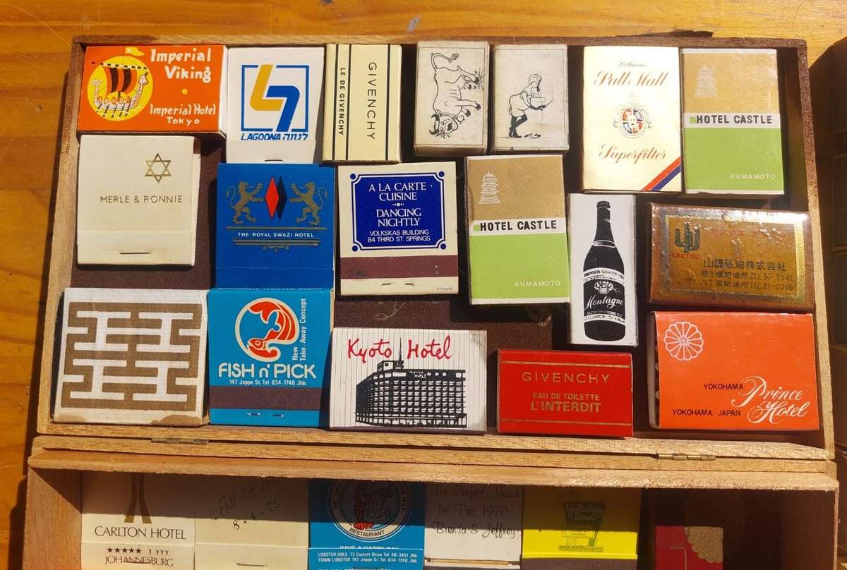Vintage Matchbook and Matchbox Collection (51 Match books/boxes) in an old Uiltjie Cigar Box