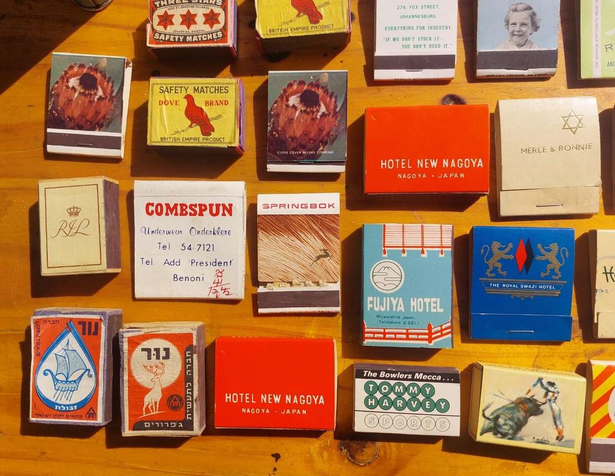 Vintage Matchbook and Matchbox Collection (78 Match books/boxes) in an old Bay of Naples Tin