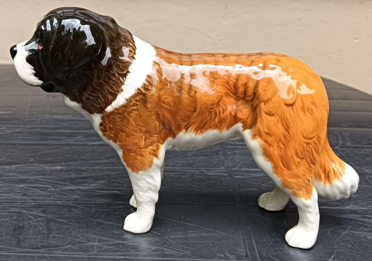 Beswicks England Large St Bernard Dog Corna Garth Stroller Figurine Made 1968 to 1989