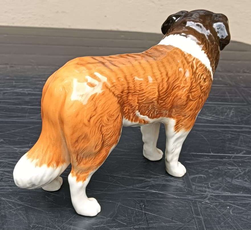 Beswicks England Large St Bernard Dog Corna Garth Stroller Figurine Made 1968 to 1989