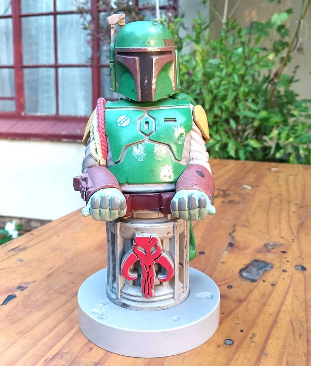 Cool Star Wars Boba Fett Bounty Hunter Cellphone Gaming Controller Stand Holder