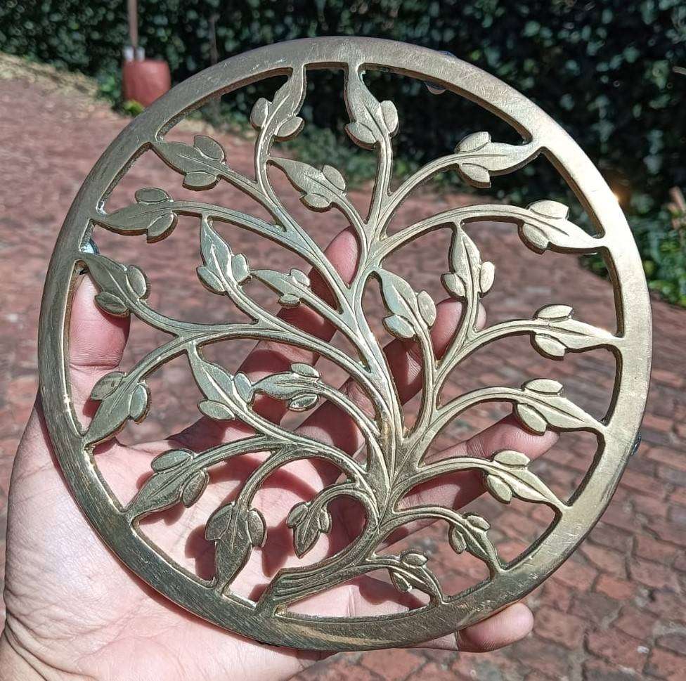Brass Trivet with Beautiful Leaves and Vines Cutout Design