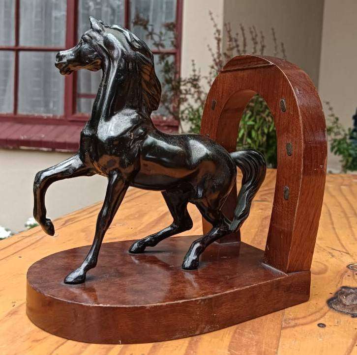 Realistic Brass Horse Sculpture Wooden Horseshoe Bookend