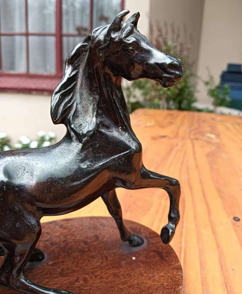 Realistic Brass Horse Sculpture Wooden Horseshoe Bookend