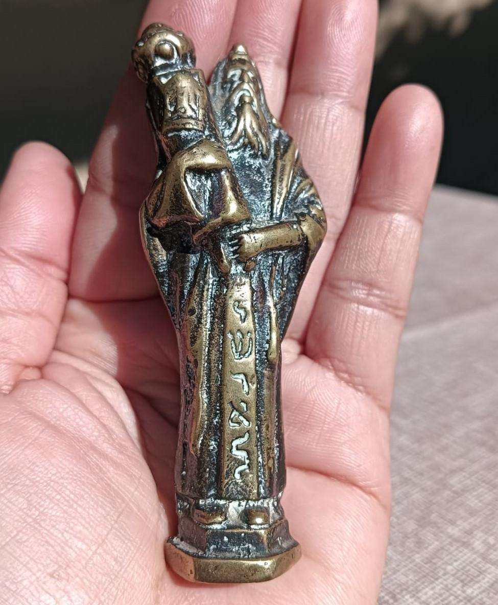 Bronze Fu Chinese Diety Figurine for Good Fortune - Vintage with aged patina - 9cm High Weighs 180g