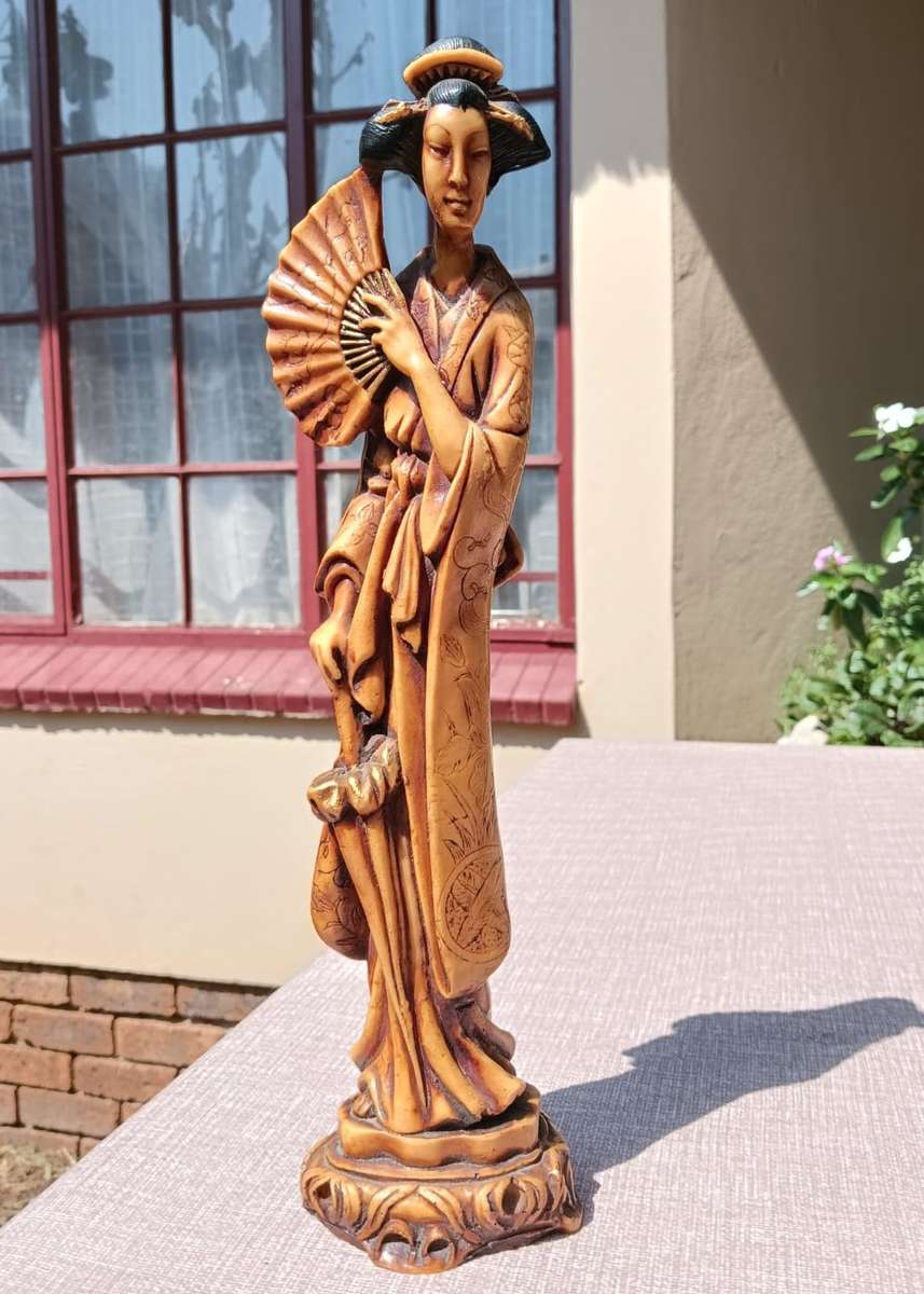 Beautiful Pair of Japanese Resin Figurines  A Warrior Samurai with Sword and Noble Lady with Fan